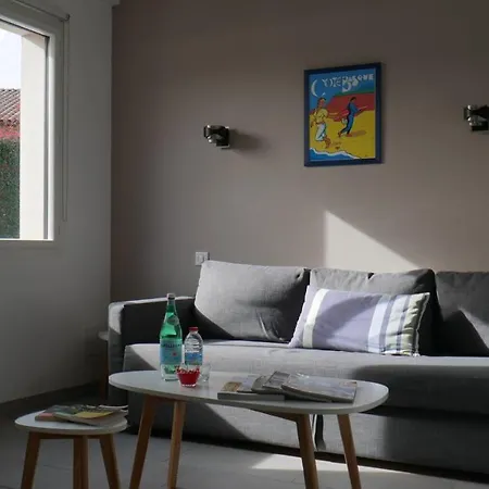 Urdin Xuri Bed and breakfast Ustaritz